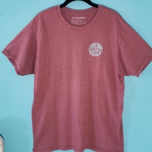 L volcom tee